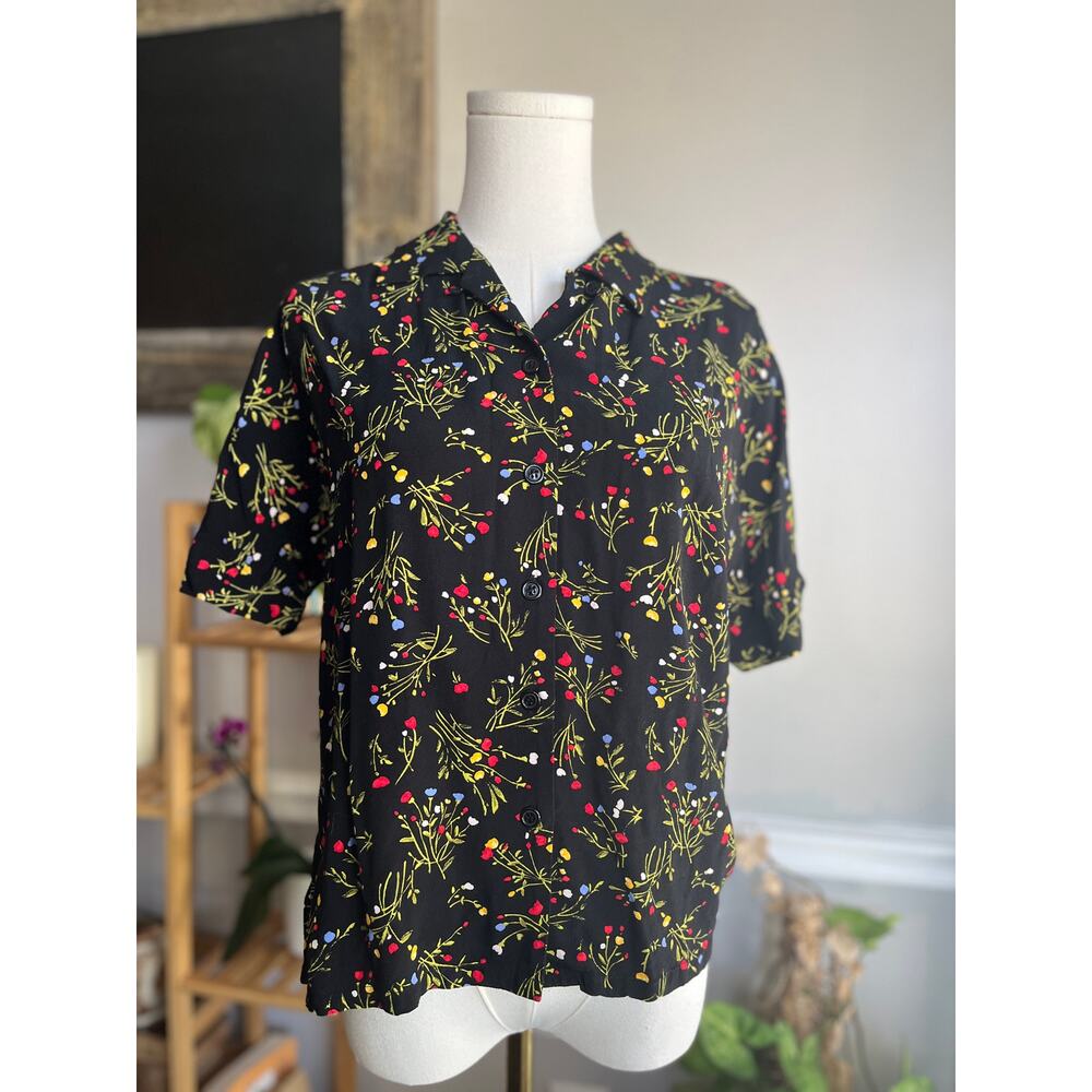 Vintage 90s Black Button Front Blouse Short Sleeve Floral Tulips Size Medium